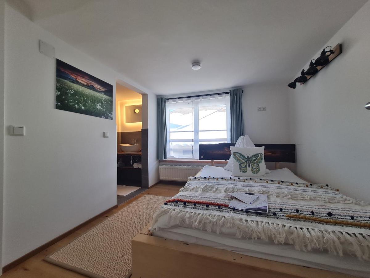 Gastehaus Zeitraum Bed & Breakfast Admont Exterior foto