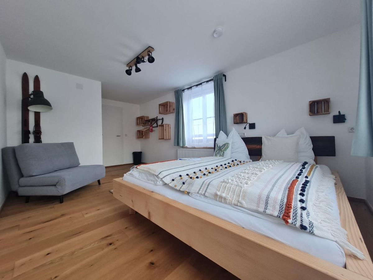 Gastehaus Zeitraum Bed & Breakfast Admont Exterior foto